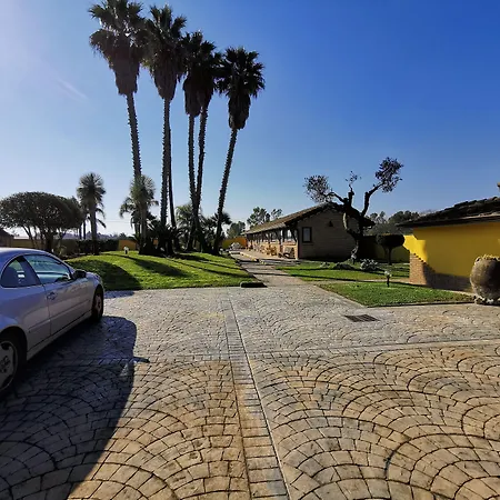 Bed & Breakfast Oasi Di Mamma Clara 4*